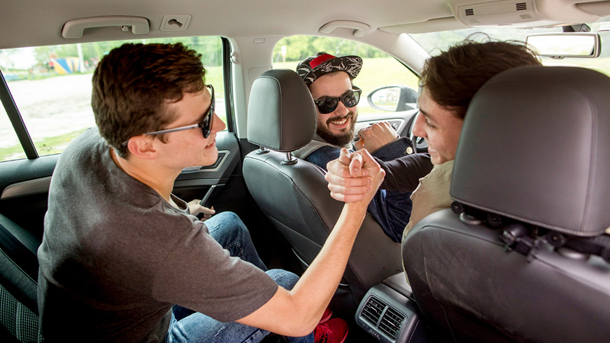Team Building Transport Solutions in Singapore – Make Corporate Group Travel Easy
